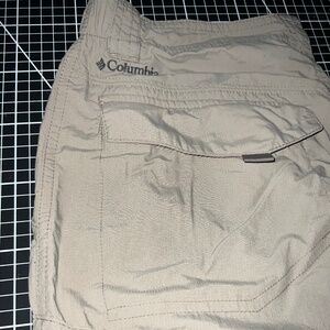 Columbia Omni-shield men’s 30x32 fishing pants EUC